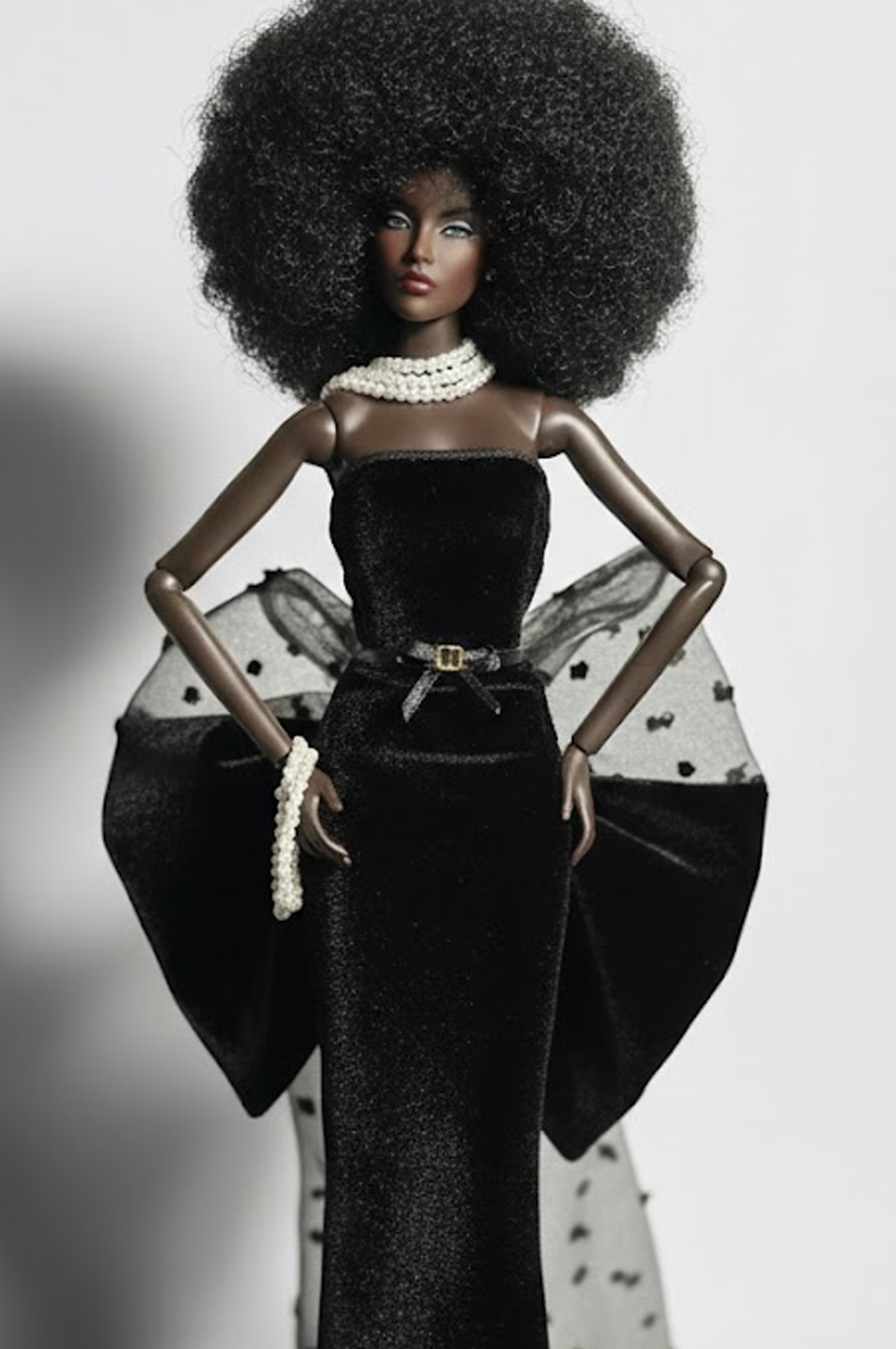 BASIC | Midnight Pearl Gown – Fashion Royalty 6.0 Doll Clothes | Black Velvet Evening Dress with Tulle Bow Train