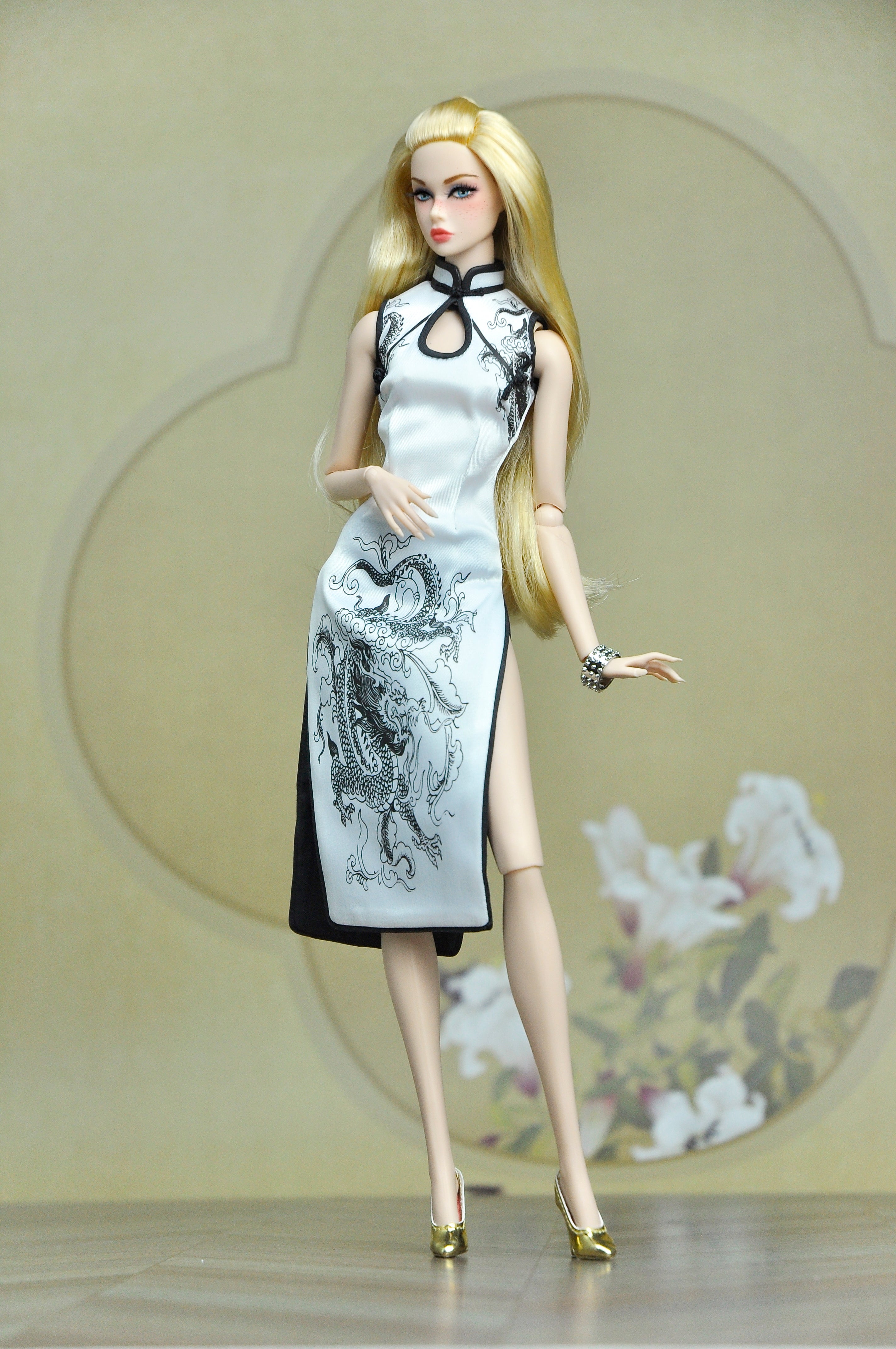 BASIC | Midnight Dragon Qipao Dress – 1/6 Scale Doll Couture for Fashion Royalty doll clothes