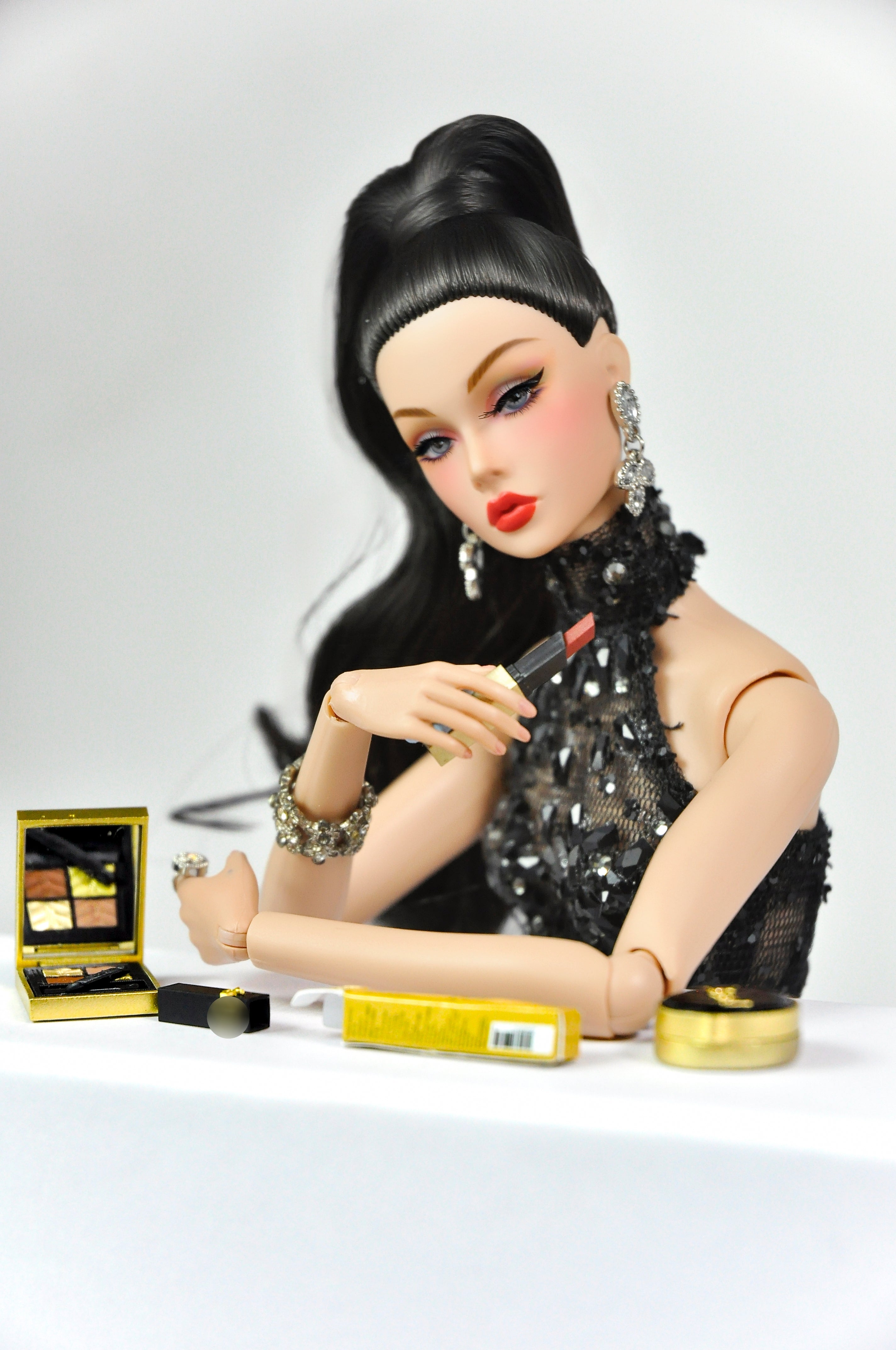 MINI-MINI | Luxury Miniature Cosmetic Set for Fashion Dolls  1/6 Scale Doll Accessories – Sold Separately