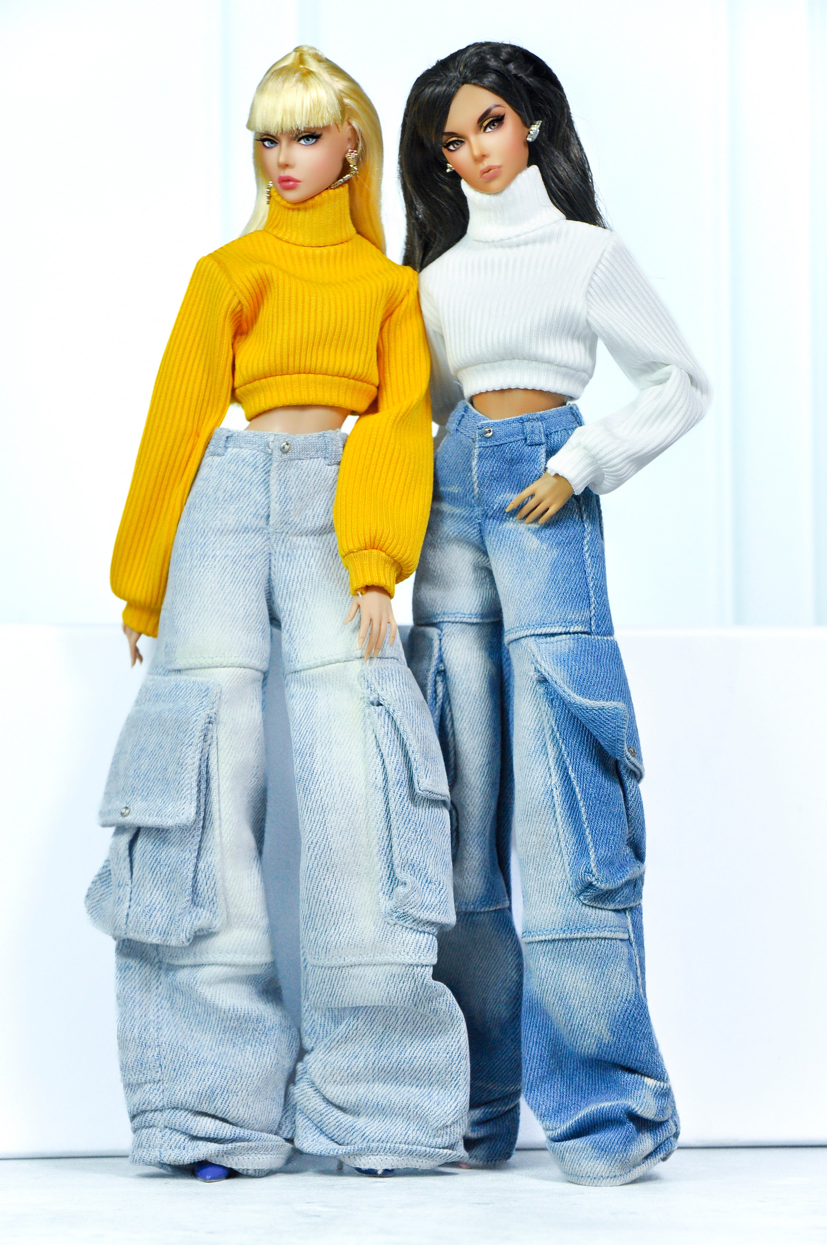 DENIM DIVA II — Mix’n’Match Cargo Jeans & Cropped Turtleneck Set