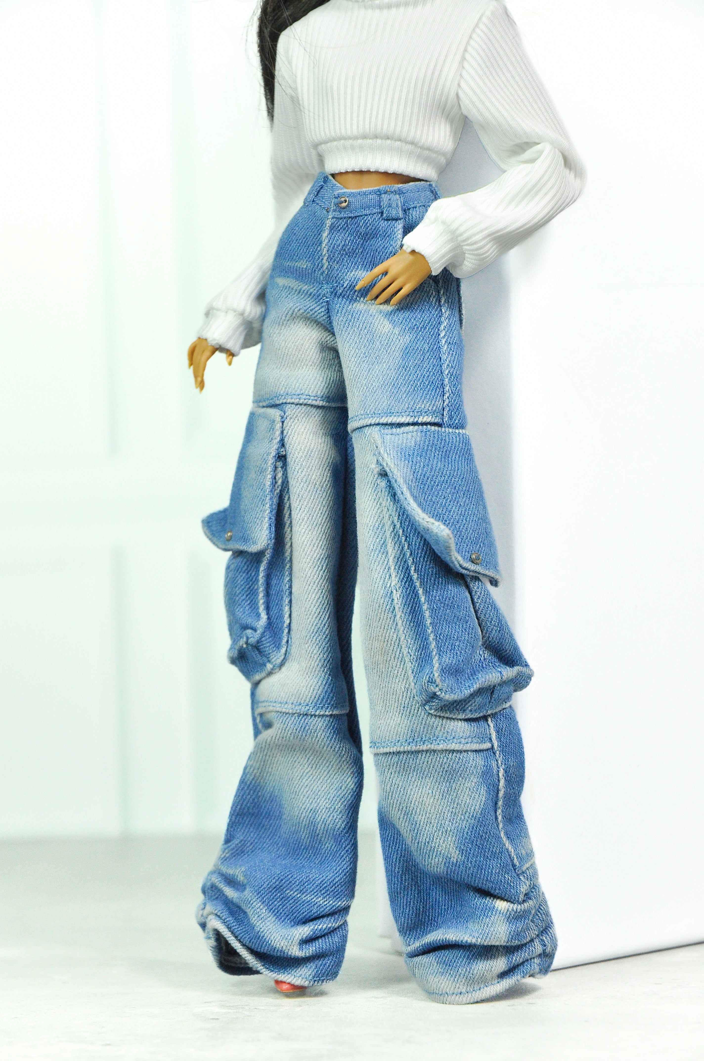 DENIM DIVA II — Mix’n’Match Cargo Jeans & Cropped Turtleneck Set