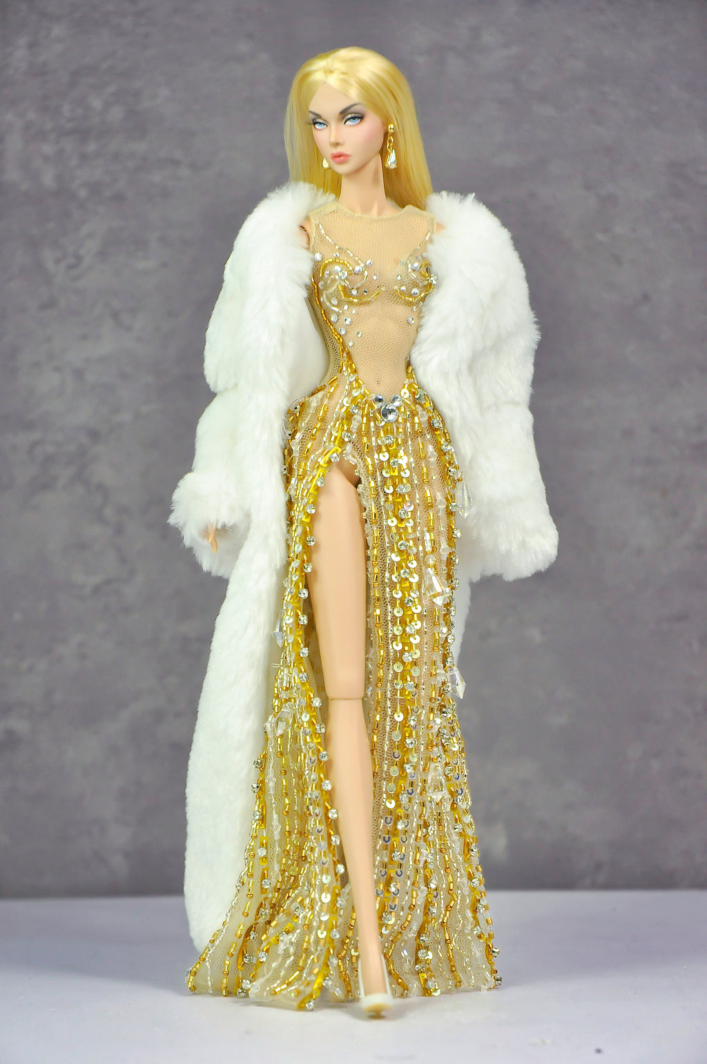 AURA COLLECTION | Golden Radiance High-Slit Gown with Fur Wrap for Fashion Royalty doll clothes